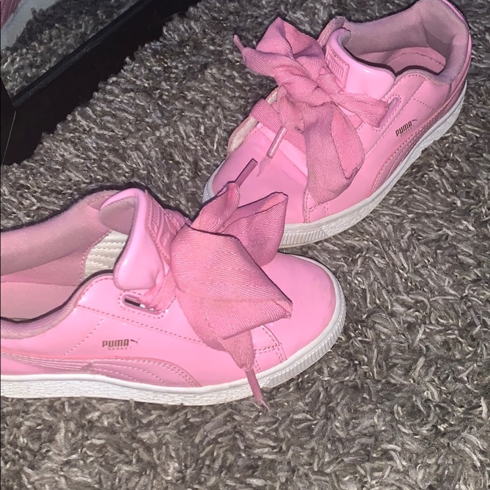 Puma girls shoes